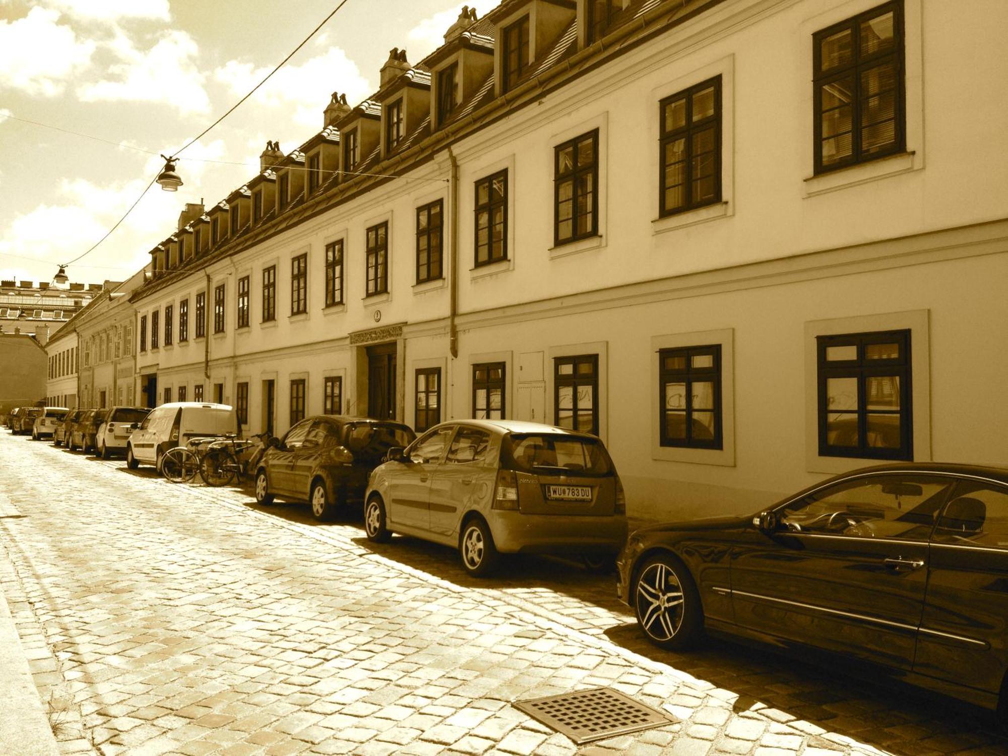 Hoheschule Apartment Kapriole Vienna Exterior photo